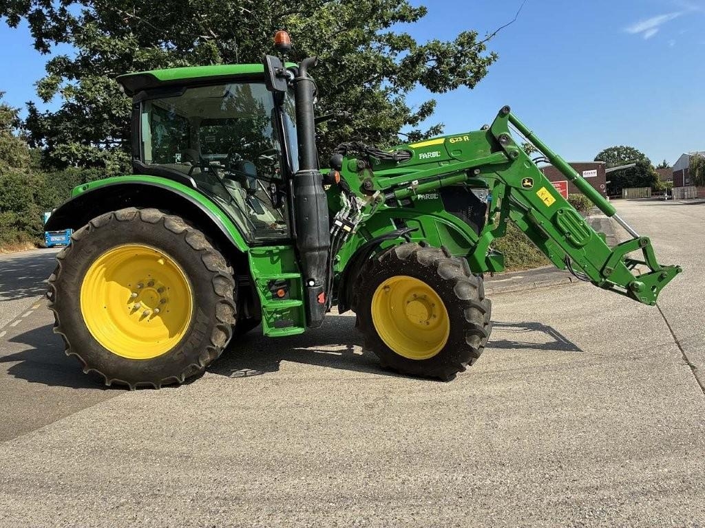 John Deere 6R 130