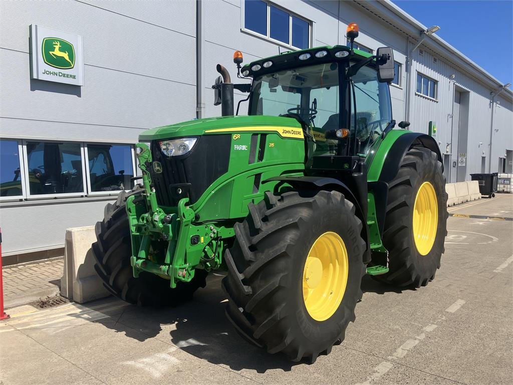 John Deere 6R 215