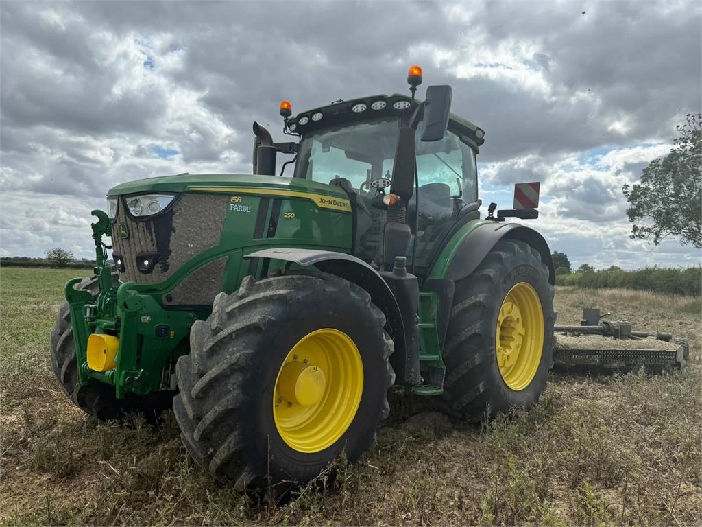 Tracteur agricole John Deere 6R 250 — occasion 2025, 1 625 h
