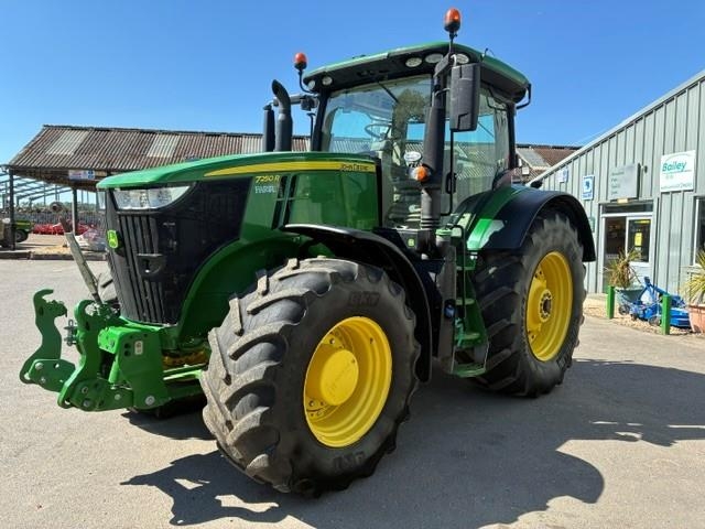 John Deere 7250R