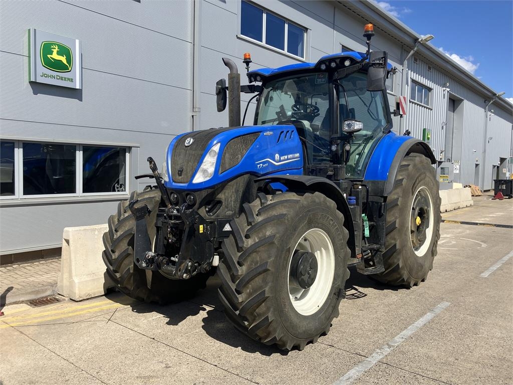 New Holland T7.300