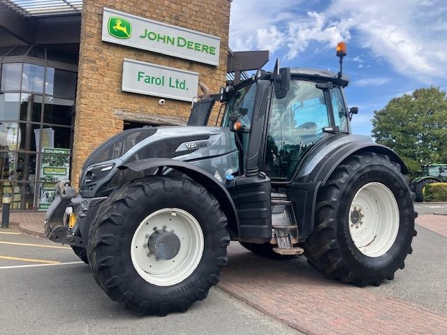 Valtra T254