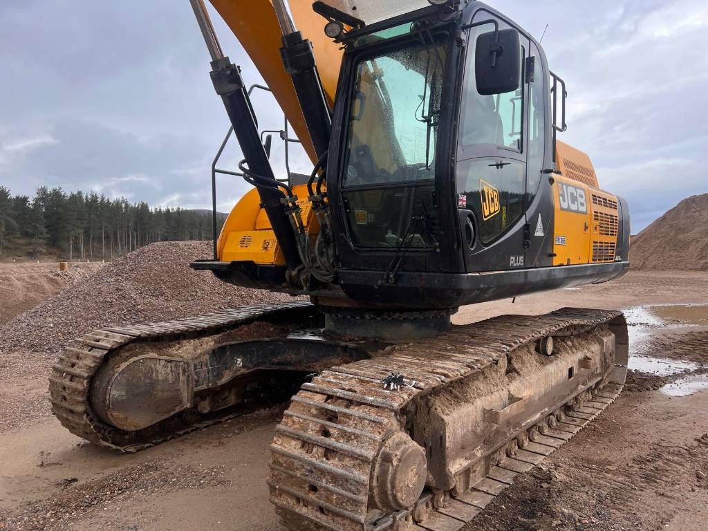 JCB JS 370