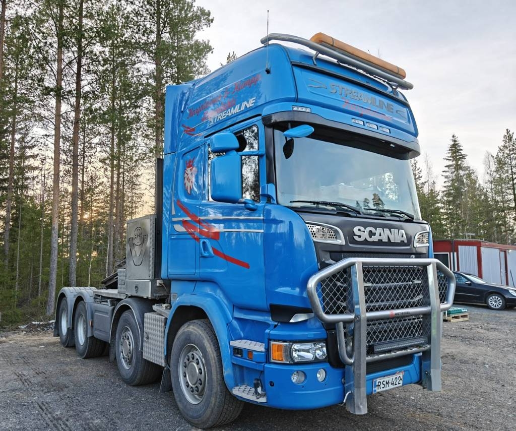 Scania R730 8x4