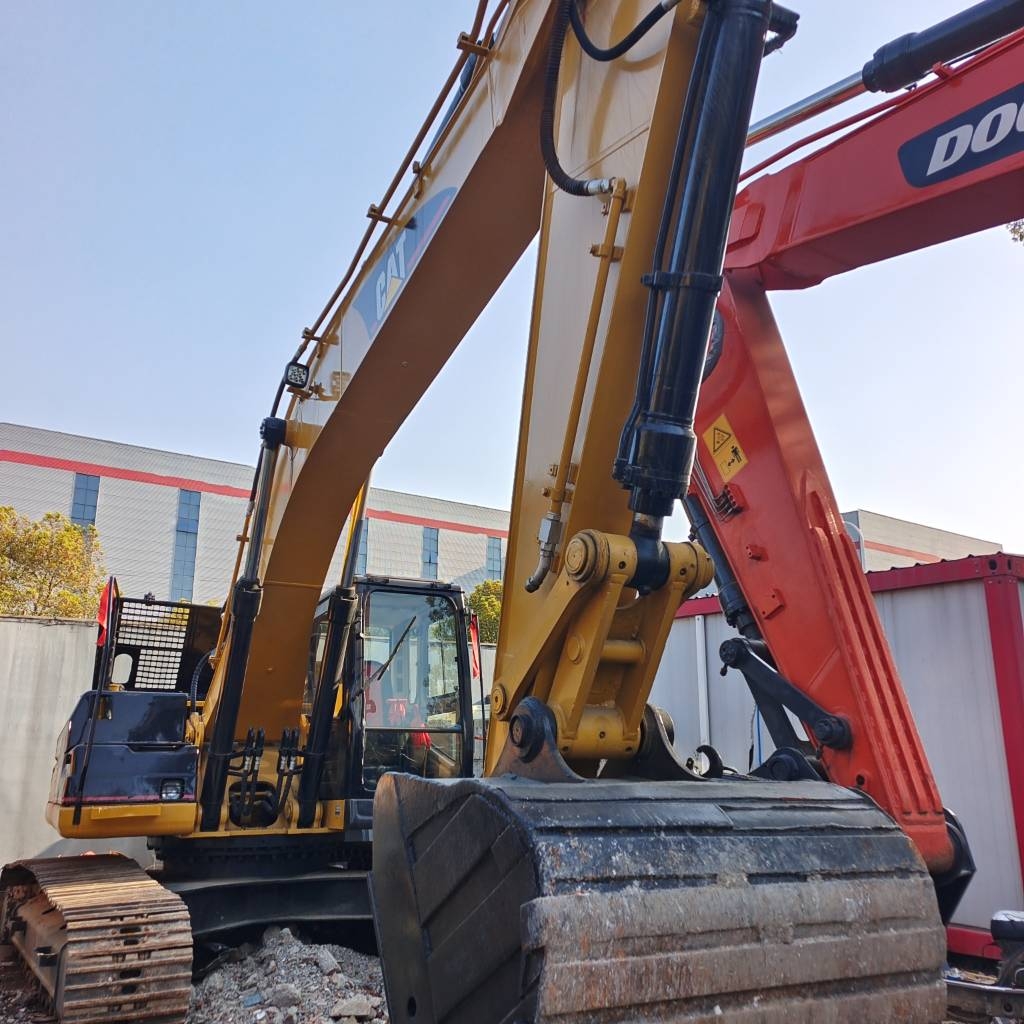 CAT 325 B L - 28th Anniversary Promotion Price