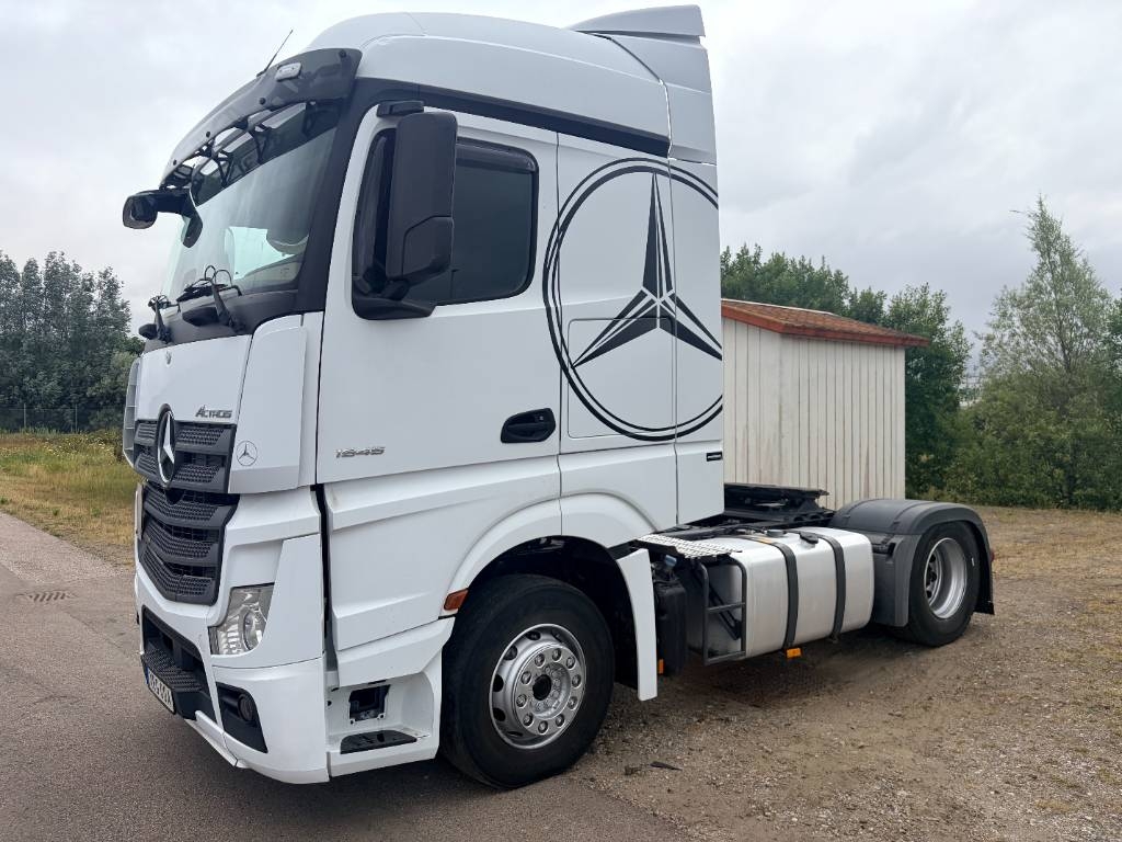 Mercedes-Benz Actros 1945