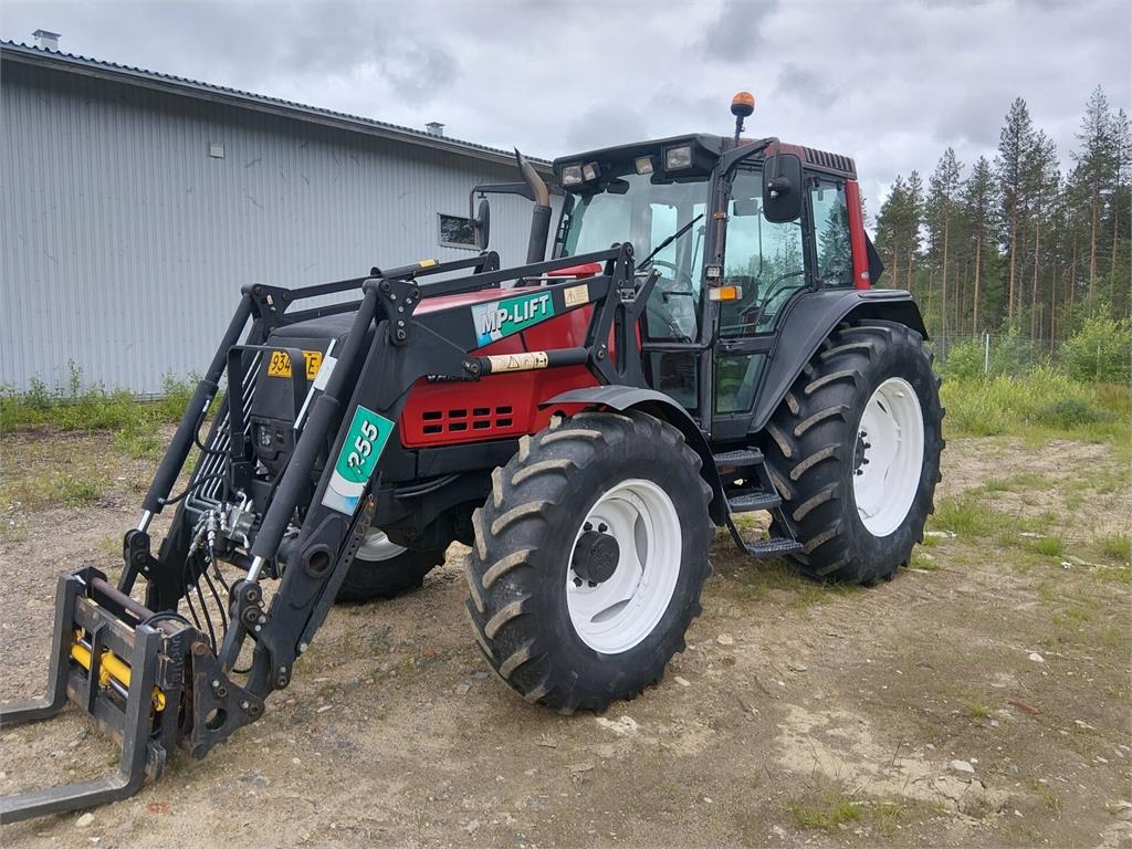 Valtra 8150 HiTech