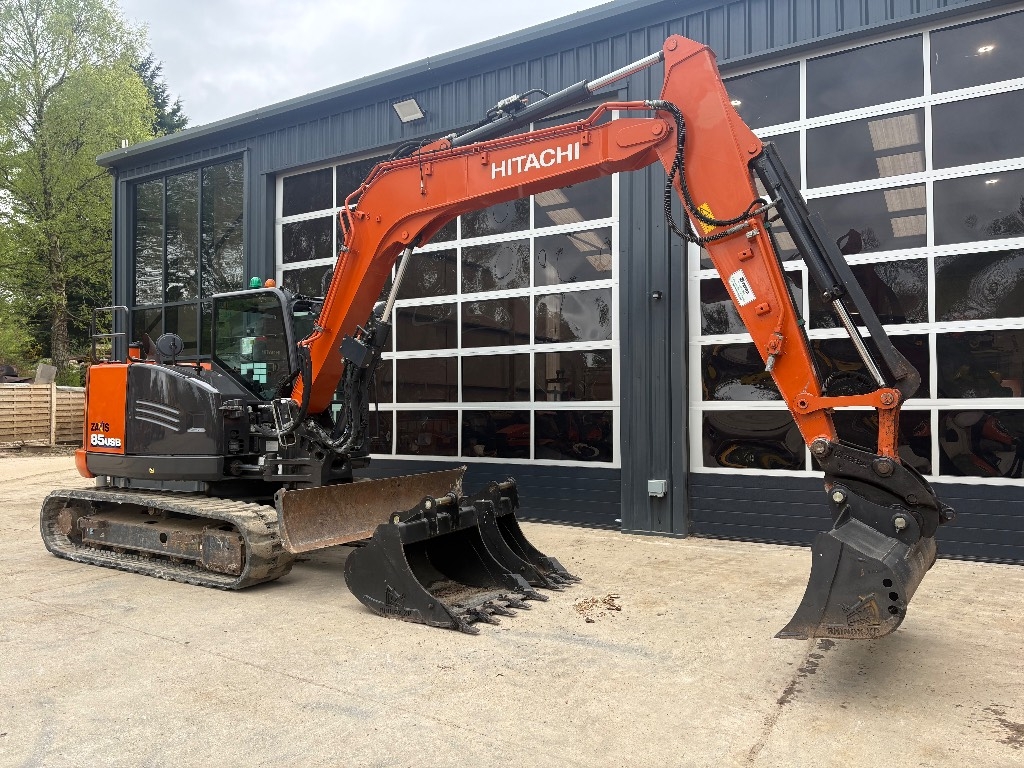 Hitachi ZX 85 US