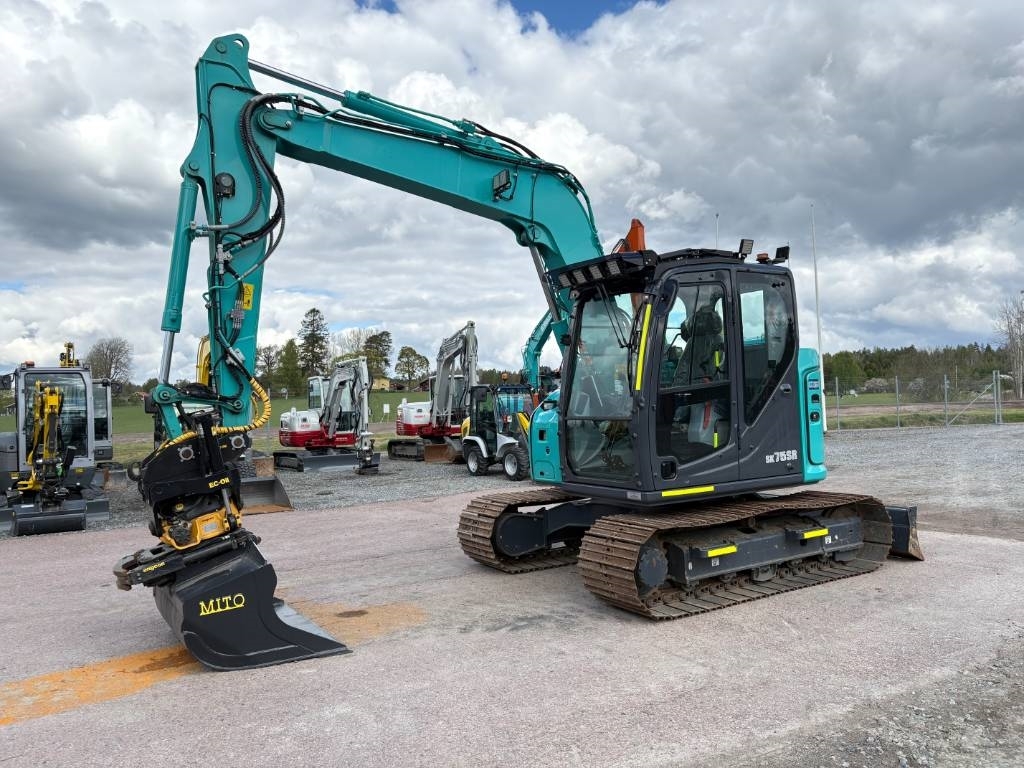 Kobelco SK75