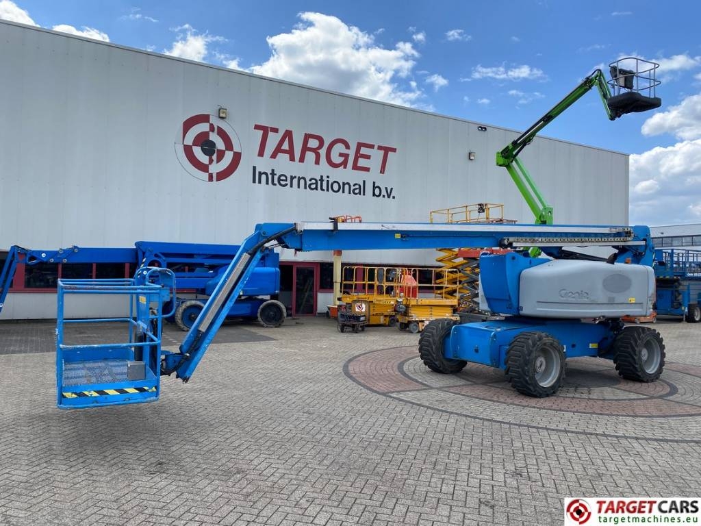 Genie Z-80/60 Articulated 4x4 Diesel Boom Lift 2577cm