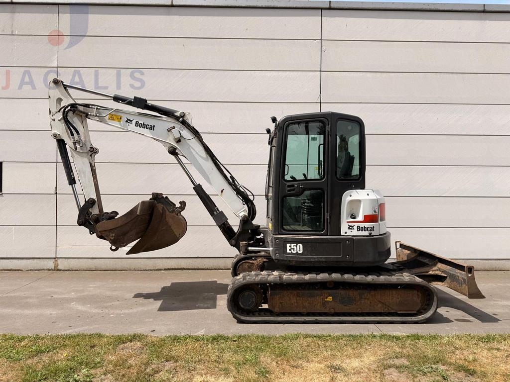 Bobcat E50