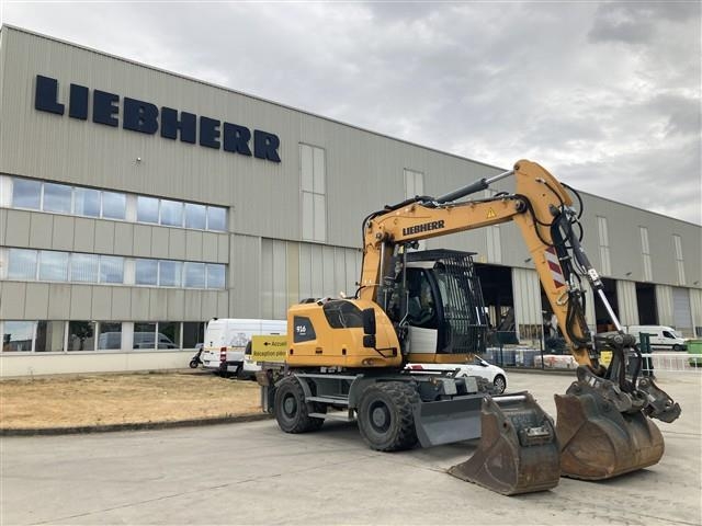 Pelle sur pneus Liebherr A 916 Compact Litronic — occasion 2022