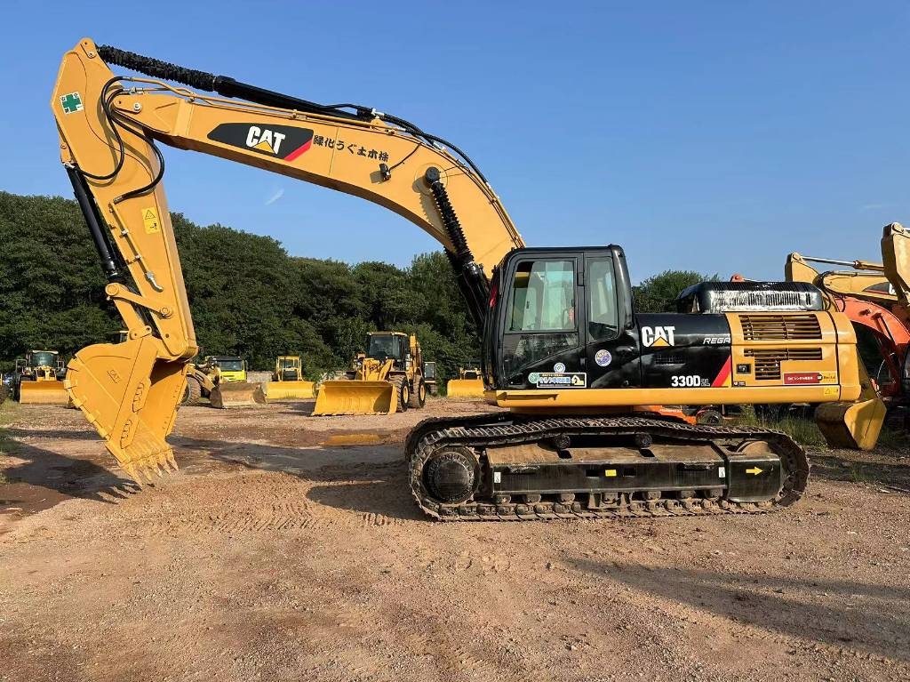 Pelle sur chenilles Caterpillar 330 D — occasion 2022