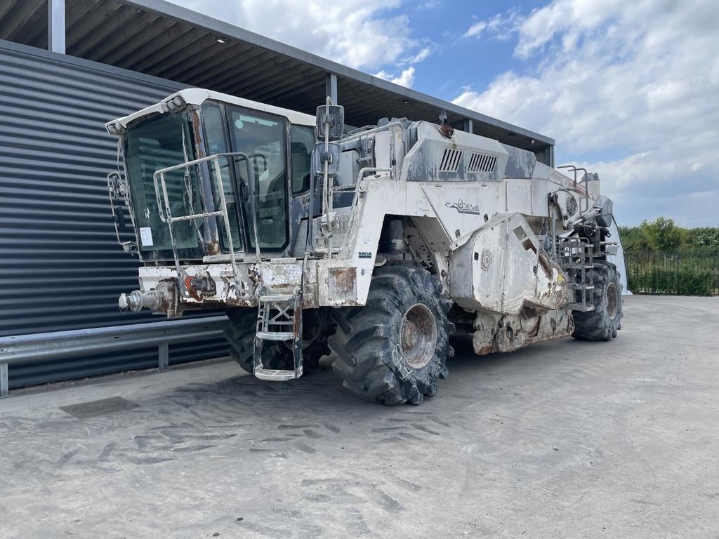 Recycleur de bitume Wirtgen WR 240I — occasion 2014, 10 065 h