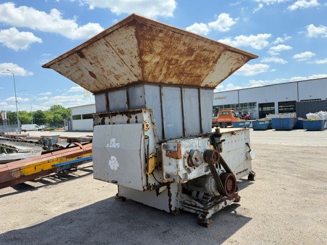 AWC V 1500 WOOD SHREDDER