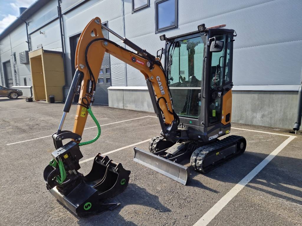 CASE CX 18 D Pyörittäjällä