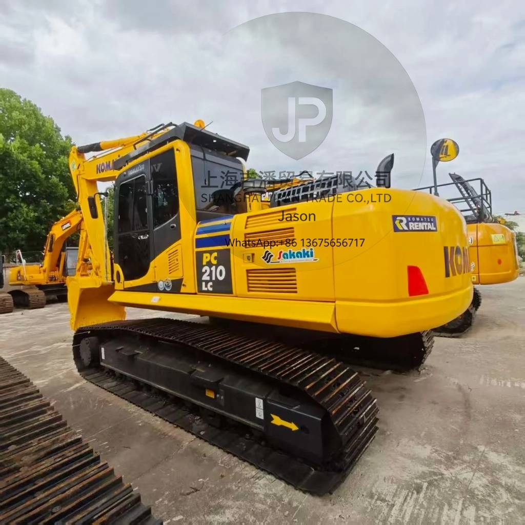Komatsu PC 210