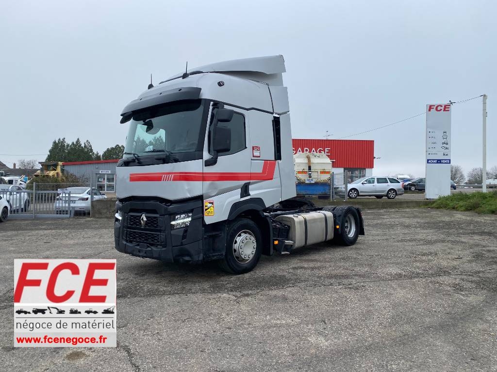 Renault T480 De13 / 1er Main endommagé