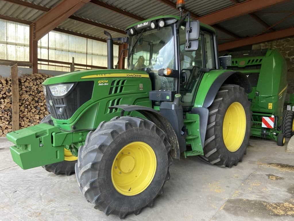 John Deere 6110 M COMMAND QUAD