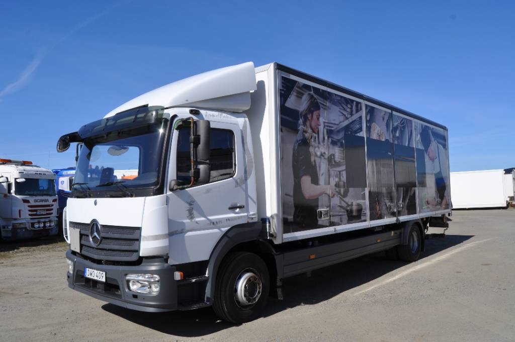 Mercedes-Benz Atego 1523