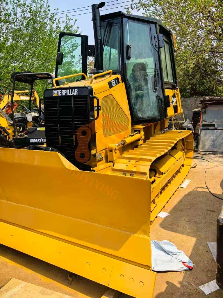 CAT D 5 K