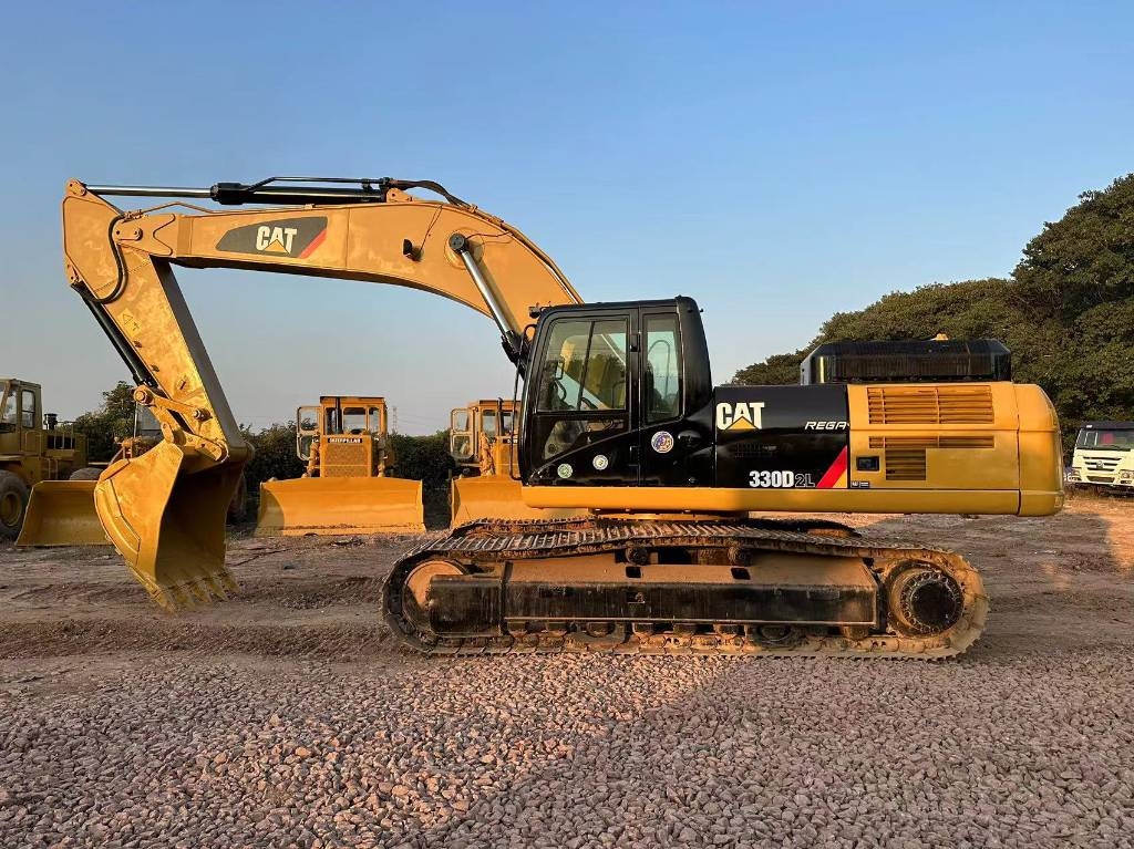 Pelle sur chenilles Caterpillar 330D CAT 330D2L — occasion 2022, 1 127 h