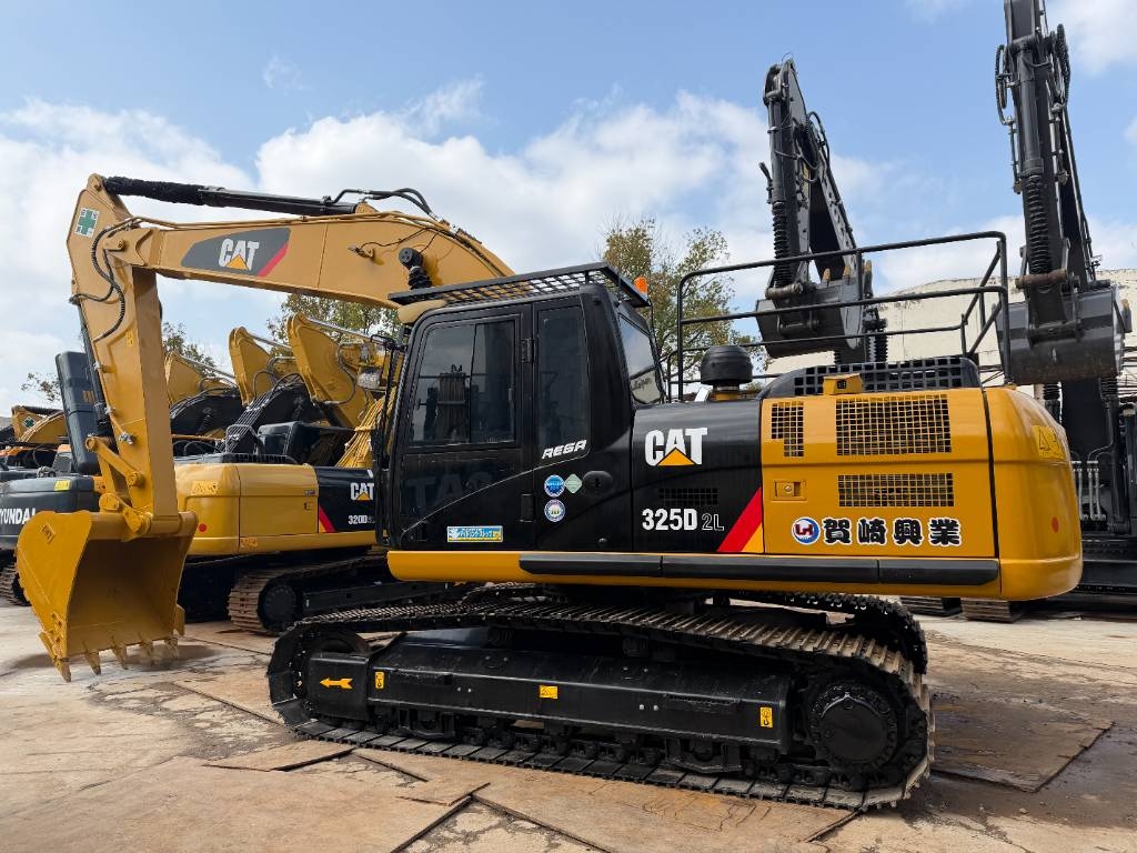CAT 325D2L Source factory 3 cams