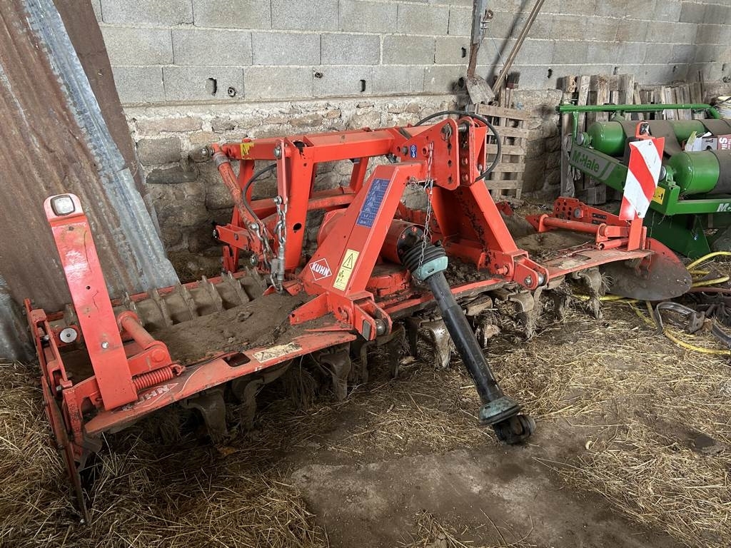 Kuhn HR 304 D DESTOCKAGE