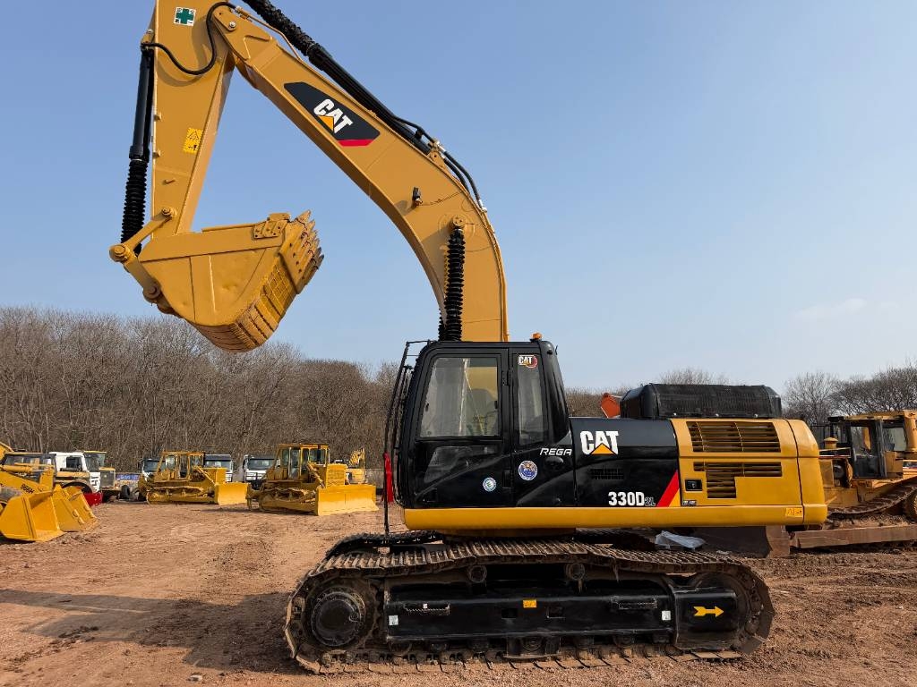 CAT 330D