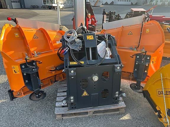 Chasse-neige Aebi Schmidt V90 V-plog — occasion 2025