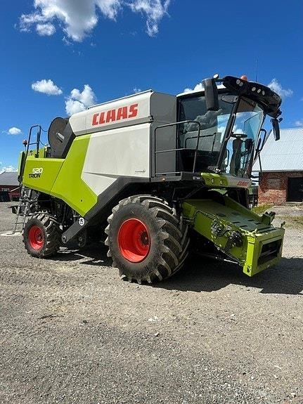 CLAAS 520 TRION