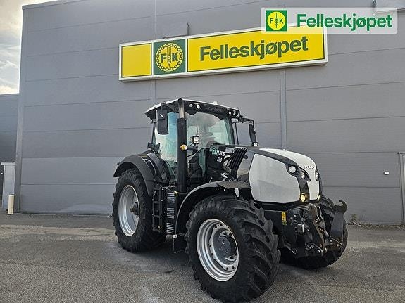 CLAAS AXION 830