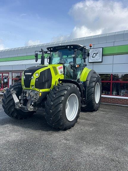 CLAAS Axion 830