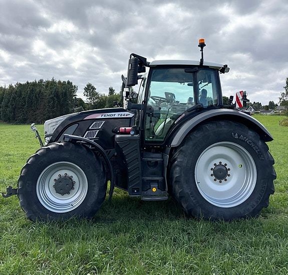 Fendt 724