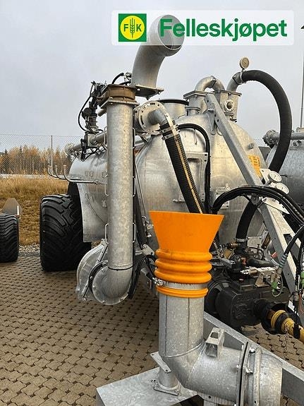 Fliegl VFW 8600 Kombi høytrykk og vakuum