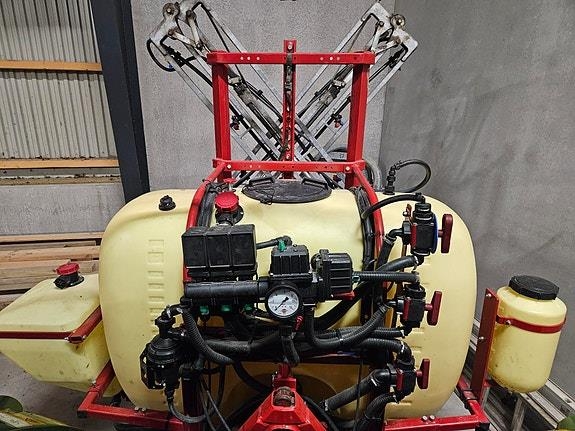 Pulvérisateur automoteur Hardi NK 800 — occasion 2010