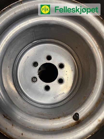 Hjul par: Trelleborg 26/50X12 Trelleborg grå 9.50J