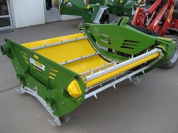 Hustler Unrolla LX104