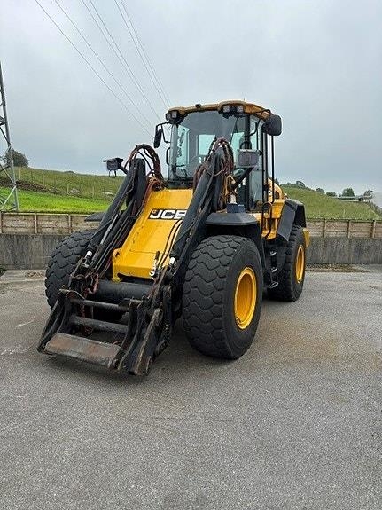 JCB 437HT