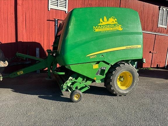 Presse à balles rondes Jogn Deere 960 — occasion 2014
