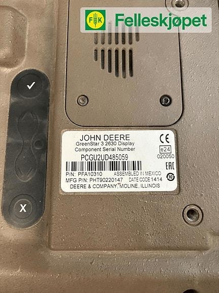 John Deere 2630 display