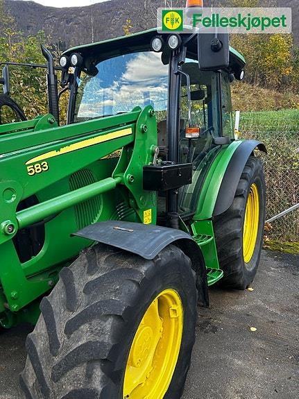 Tracteur agricole John Deere 5100R — occasion 2011