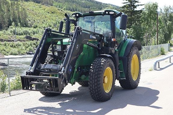 John Deere 6130 R