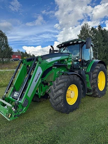 John Deere 6215R ULTIMATE Edition