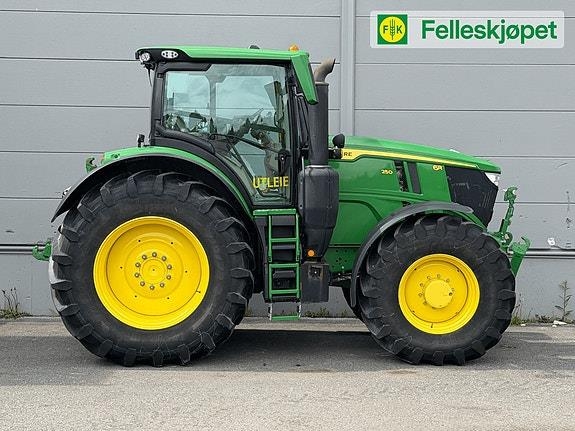 John Deere 6R 250