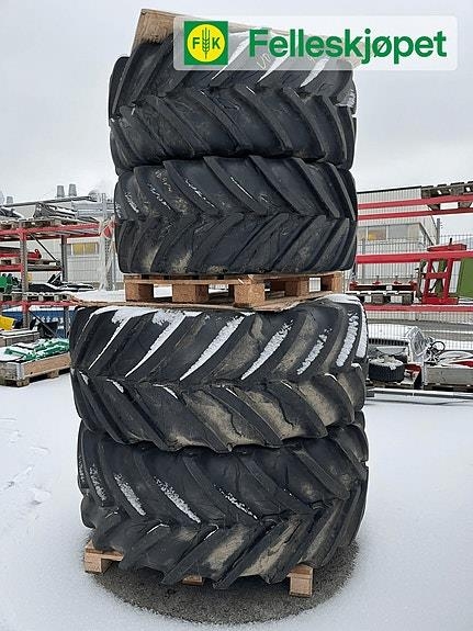 John Deere Hjul par: BKT V-Flecto 650/60R38 Titan GUL DW23B