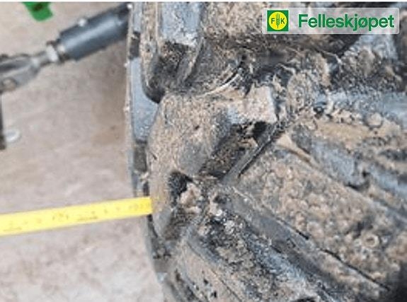 John Deere Hjul par: Nokian tri2 med seip 440/80R30 gul