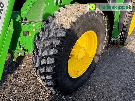 John Deere Hjul par: Nokian TRI 2 M+S 440/80R28 Gule DW14L
