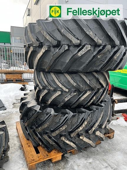 John Deere Hjul par: Trelleborg TM1060 650/60R38 GKN GUL 620