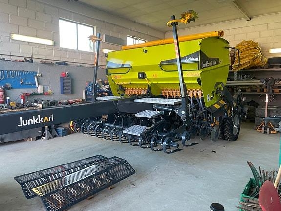 Semoir Junkkari T300 — occasion 2021